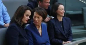 Constanze Merz Ärztin – Umfassende Info über Karriere, Persönlichkeit und Beruf