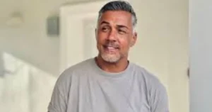 Mike Leon Grosch – Alles, was du über den deutschen Sänger wissen musst (Info, Biografie & mehr)