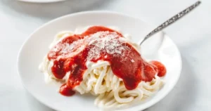 Spaghettieis – Herkunft, Geschichte und warum dieses Eis so beliebt ist