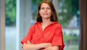 Katrin Sattmann – Alles, was du wissen musst Katrin Sattmann – Alles, was du wissen musst