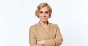 Caren Miosga geschieden: Wahrheit oder Mythos? Ein Blick hinter die Kulissen Caren Miosga geschieden: Wahrheit oder Mythos? Ein Blick hinter die Kulissen